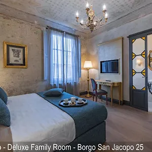 Appartamento Soggiorni D'arte Centro Storico Accanto A Ponte Vecchio 